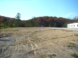 COMMERCIAL PROPERTY FOR SALE OR LEASE. LAUREL COUNTY - NEAR INTERSTATE I-75 AND EXIT 49