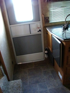 2011 North Trail 28BH Fifth Wheel by Heartland RV w/Rear Bunk Beds