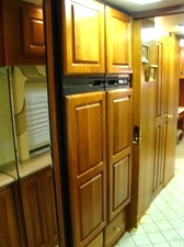 2002 MONACO EXECUTIVE MODEL 42SBW - COMPLETE RV INTERIOR FOR SALE 