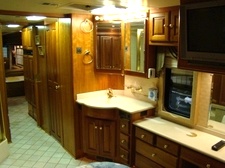 2002 MONACO EXECUTIVE MODEL 42SBW - COMPLETE RV INTERIOR FOR SALE 
