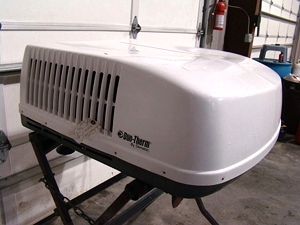 USED Dometic Duo Therm 13500 BTU RV Air Conditioner For Sale