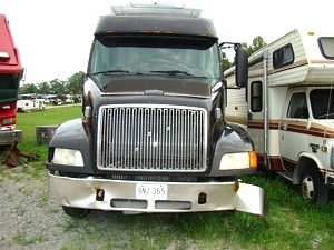 1999 VOLVO SEMI TRACTOR PARTS FOR SALE