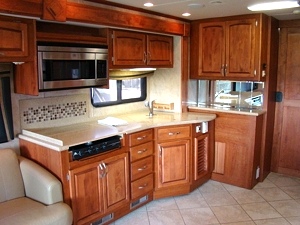 2008 MONACO KNIGHT MOTORHOME MODEL 38PDQ FOR SALE
