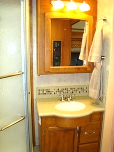 2008 MONACO KNIGHT MOTORHOME MODEL 38PDQ FOR SALE