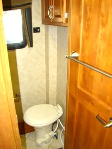 2008 MONACO KNIGHT MOTORHOME MODEL 38PDQ FOR SALE