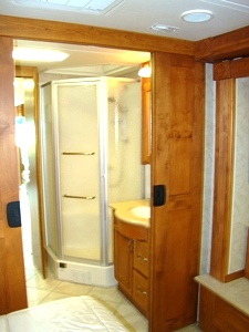 2008 MONACO KNIGHT MOTORHOME MODEL 38PDQ FOR SALE