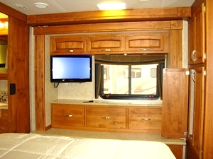 2008 MONACO KNIGHT MOTORHOME MODEL 38PDQ FOR SALE
