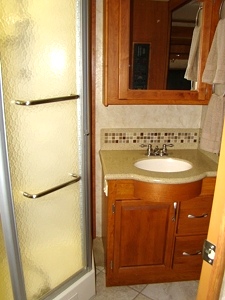 2008 MONACO KNIGHT MOTORHOME MODEL 38PDQ FOR SALE
