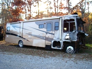 RV SALVAGE 2004 MONACO LAPALMA USED PARTS FOR SALE