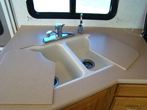 2002 WINNEBAGO ADVENTURE 35U CLASS A MOTORHOME FOR SALE